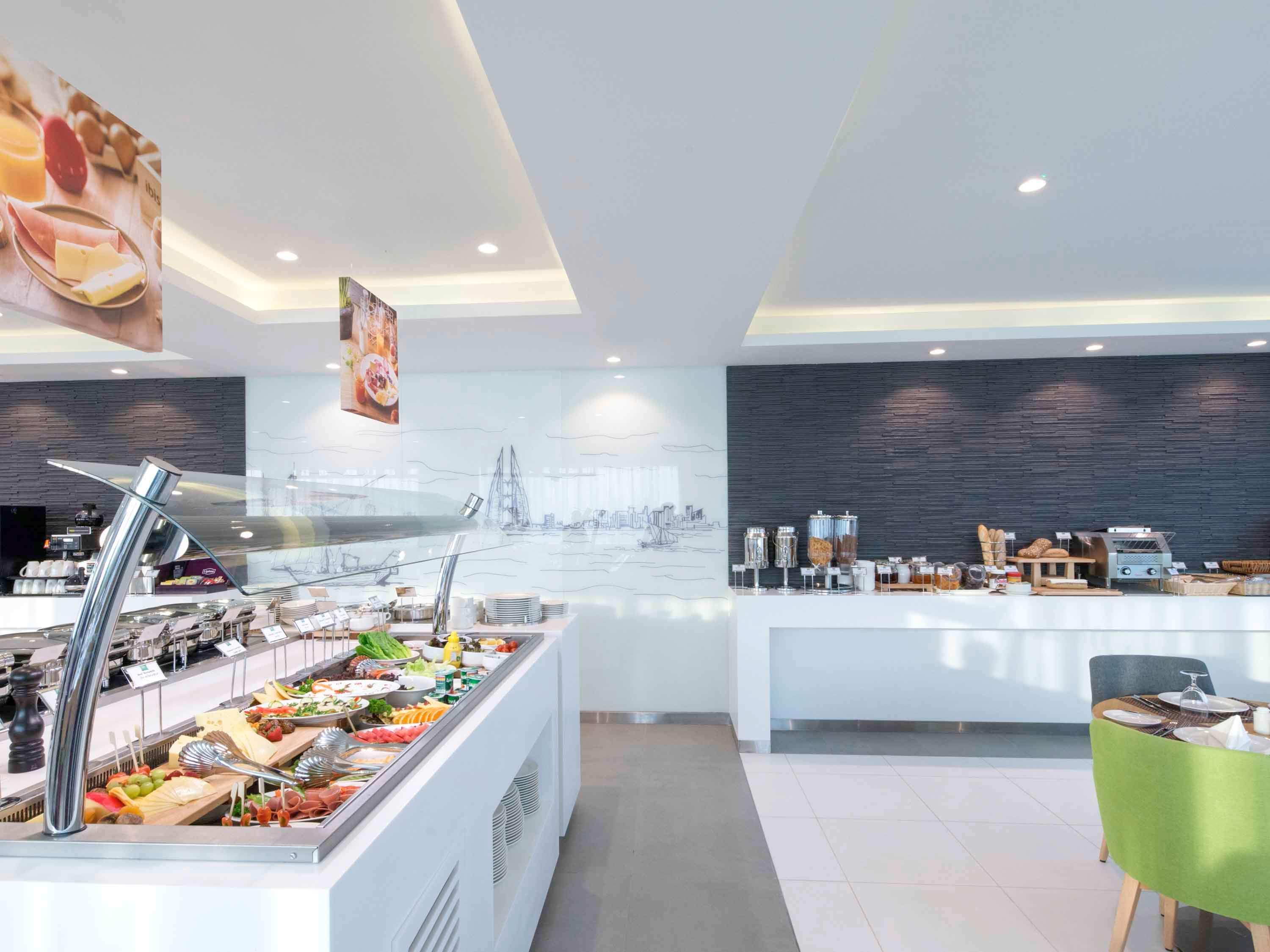 Hotel Ibis Styles Manama Diplomatic Area Zewnętrze zdjęcie