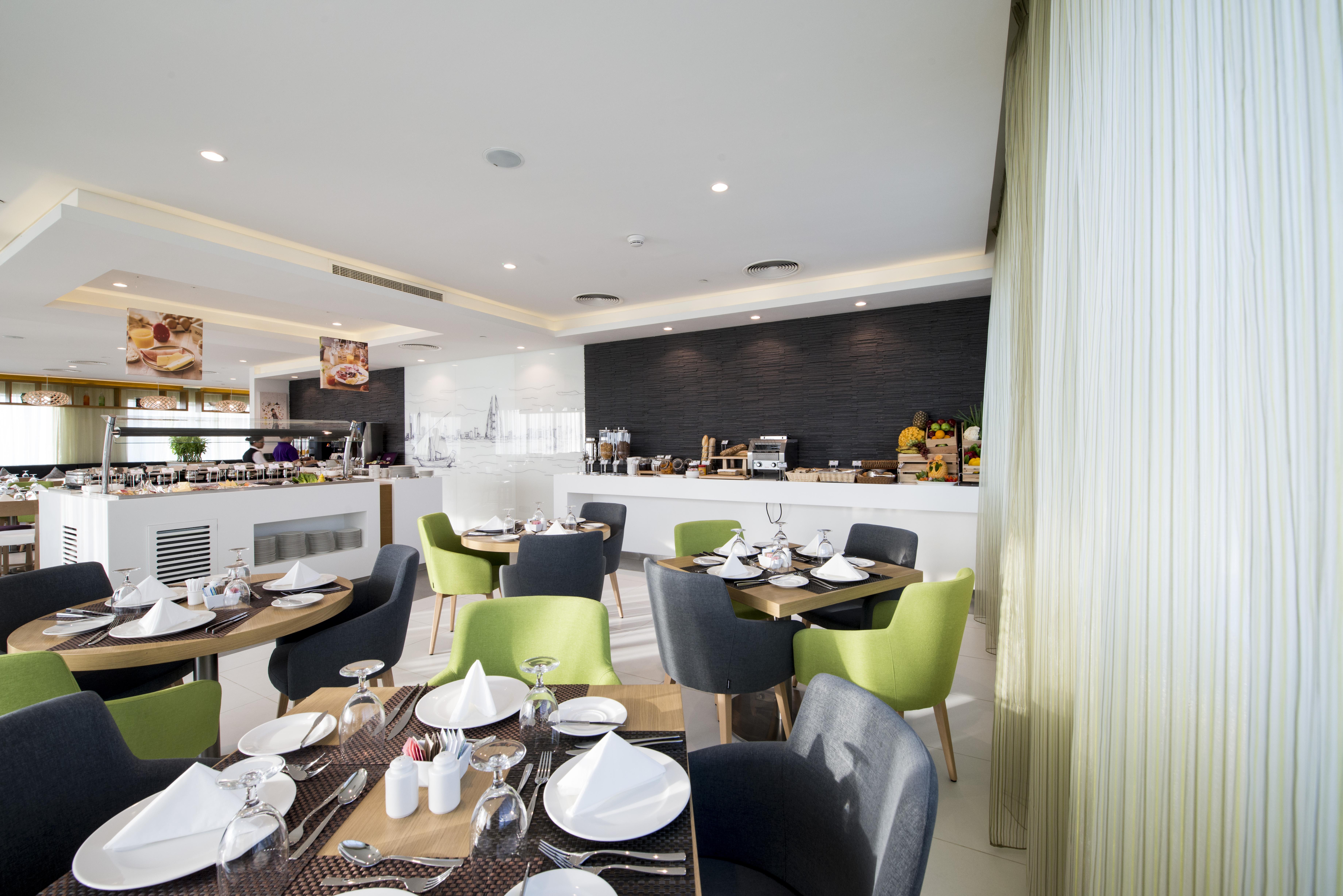 Hotel Ibis Styles Manama Diplomatic Area Zewnętrze zdjęcie