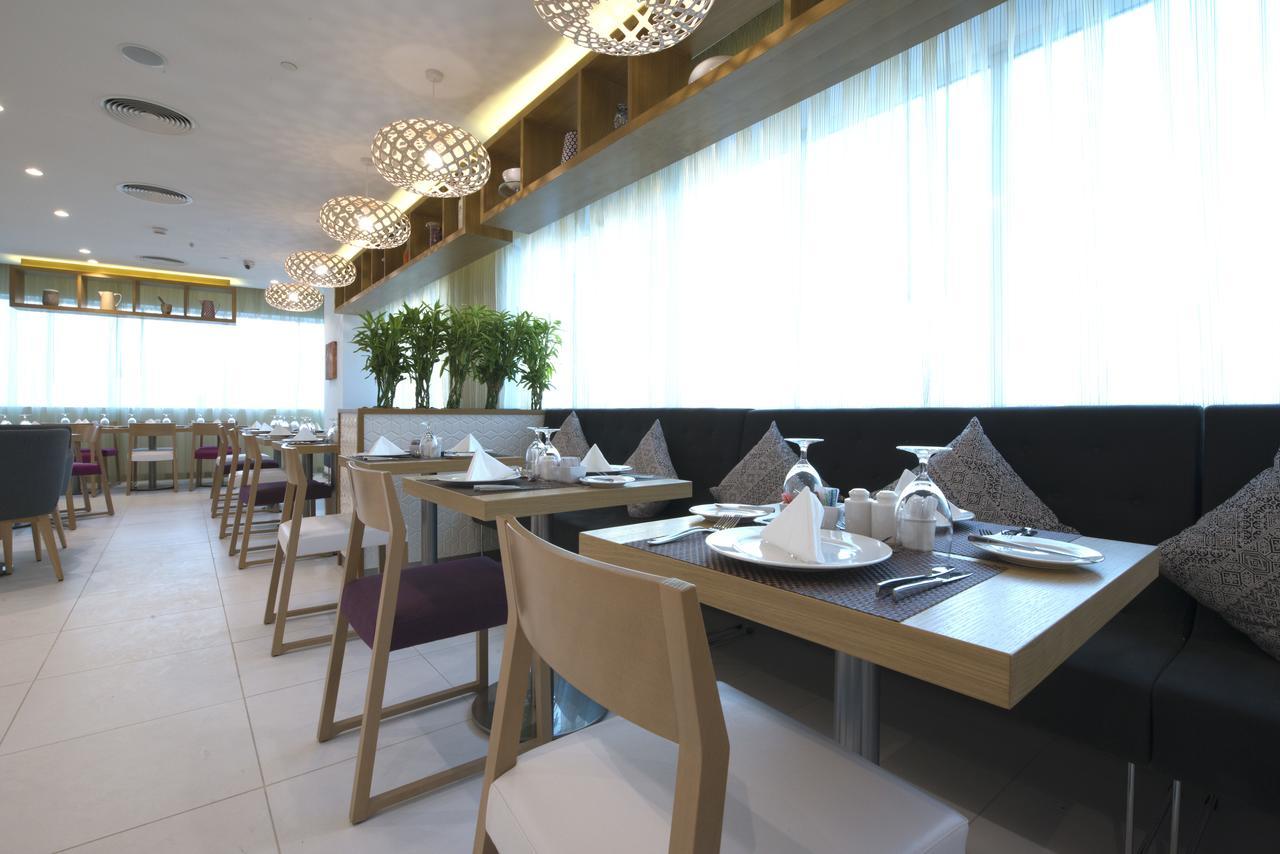 Hotel Ibis Styles Manama Diplomatic Area Zewnętrze zdjęcie